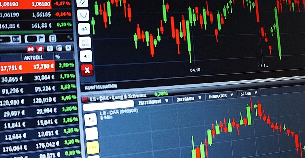 Danske Invest eller Sparinvest som bedste investeringsforening