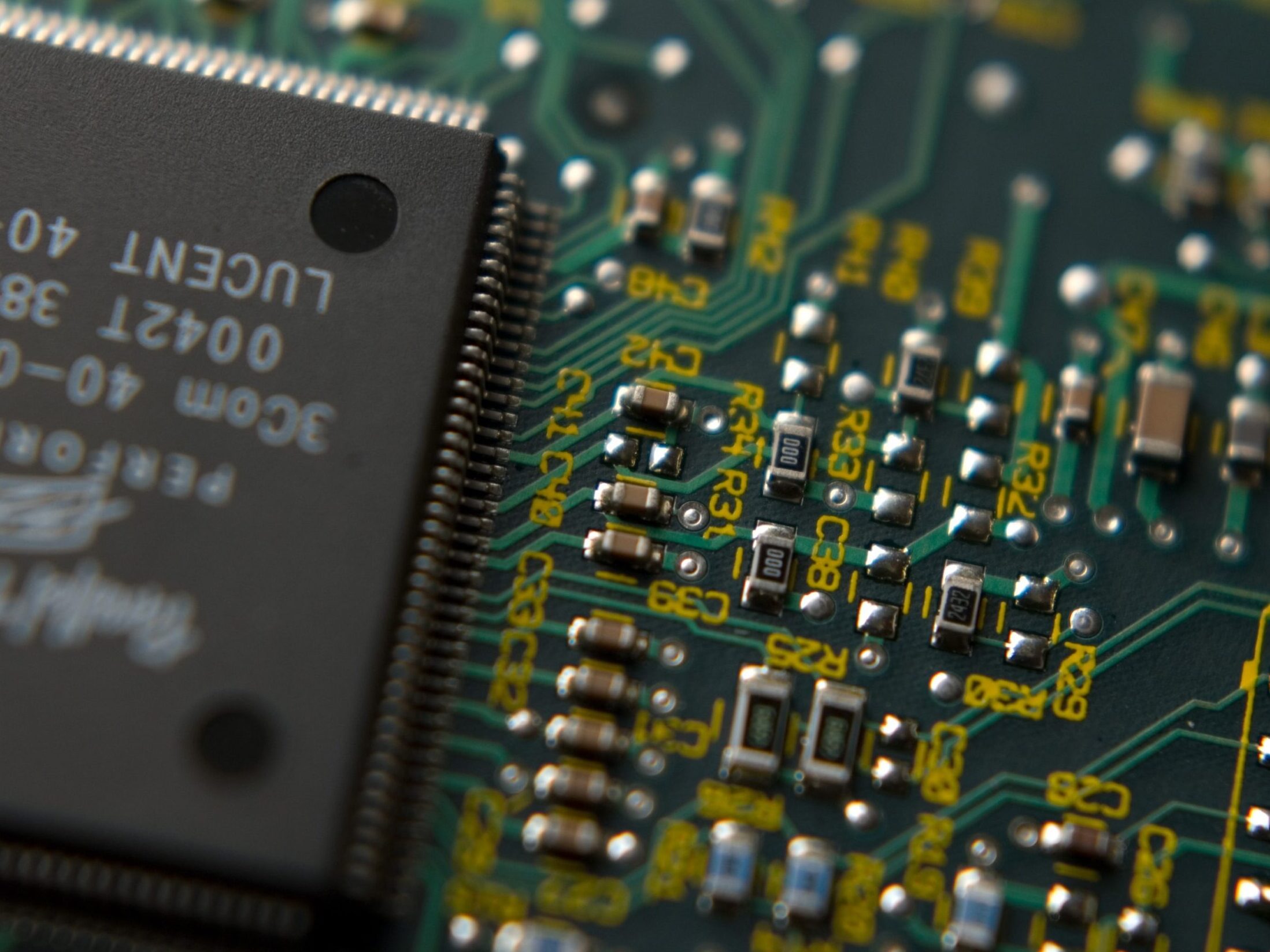 Chipaktier: Nvidia eller Broadcom?