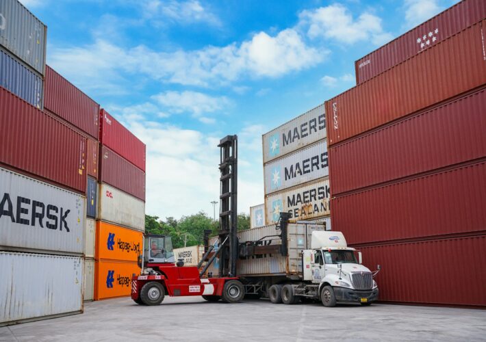 DSV-aktien falder efter Amazon-aftale hos konkurrent