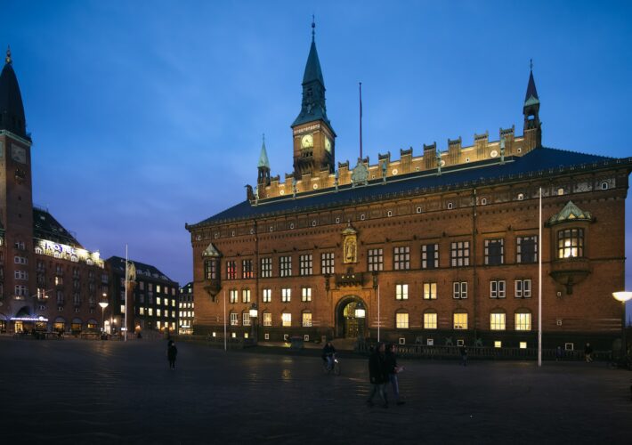 Danske Bank aktie: hvad halvårsregnskabet og den opjusterede prognose viser